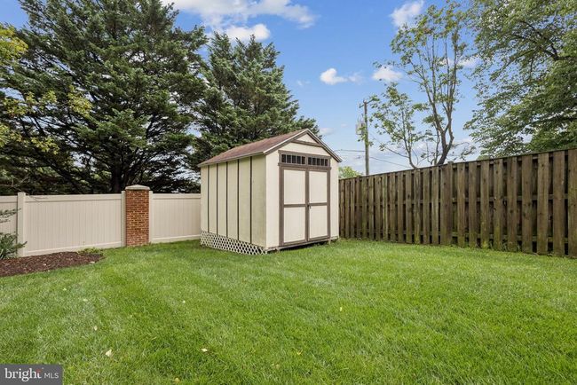 11100 Flora Lee Dr, House other with 4 bedrooms, 4 bathrooms and null parking in Fairfax Station VA | Image 50
