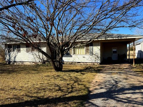 420 N Dawson St, Meeker, OK, 74855-9512 | Card Image