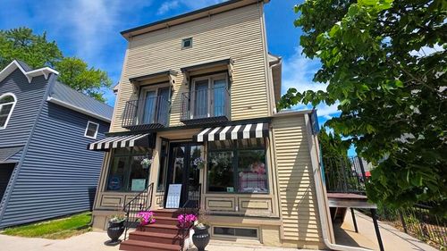 141 E Rhine St, Elkhart Lake, WI, 53020-1989 | Card Image