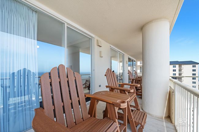 Balcony | Image 18