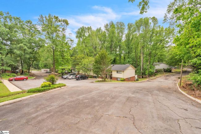 87 Briarview Cir, Condo with 3 bedrooms, 3 bathrooms and null parking in Greenville SC | Image 31