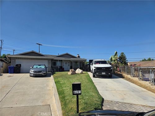 6091 Bonhill St, Riverside, CA, 92509-6569 | Card Image