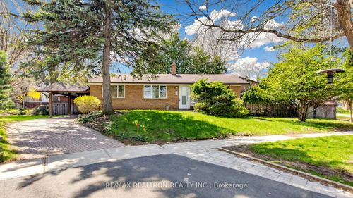 57 Copping Rd, Scarborough, ON, M1G3J9 | Card Image