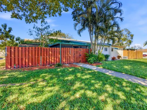 1020 Manor Dr, Palm Springs, FL, 33461-2941 | Card Image