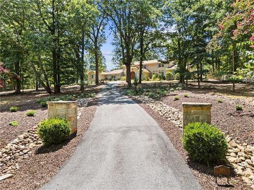 240 Deerfield Rd, Bogart, GA, 30622-1739 | Card Image