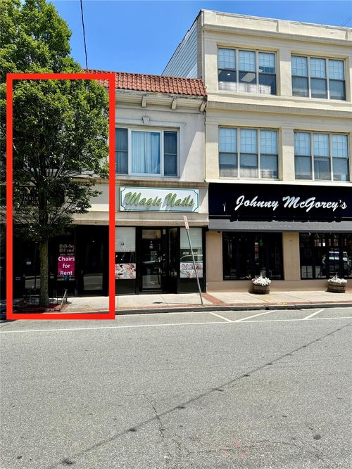 44 Atlantic Ave, Lynbrook, NY, 11563-3000 | Card Image