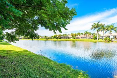 803 Hibiscus Drive, House other with 3 bedrooms, 2 bathrooms and null parking in Royal Palm Beach FL | Image 3