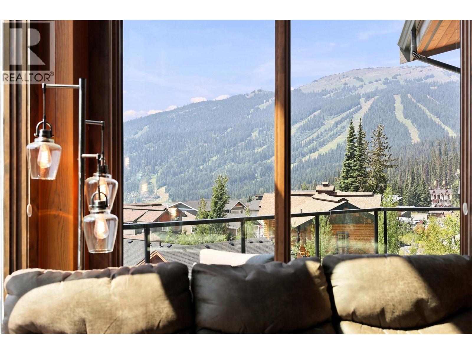 Residential in Sun Peaks 4