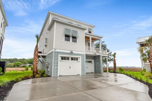 80 Mullet Bay Rd, Pawleys Island, SC, 29585-8841 | Card Image