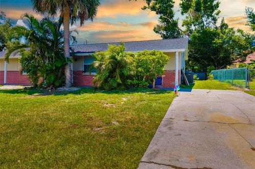 544 Briarwood Rd, VENICE, FL, 34293-3247 | Card Image