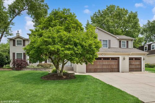 1036 W Skylark Dr, Palatine, IL, 60067-7059 | Card Image
