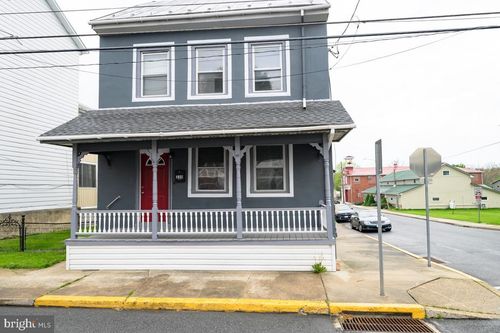 230 N Main St, BERNVILLE, PA, 19506 | Card Image