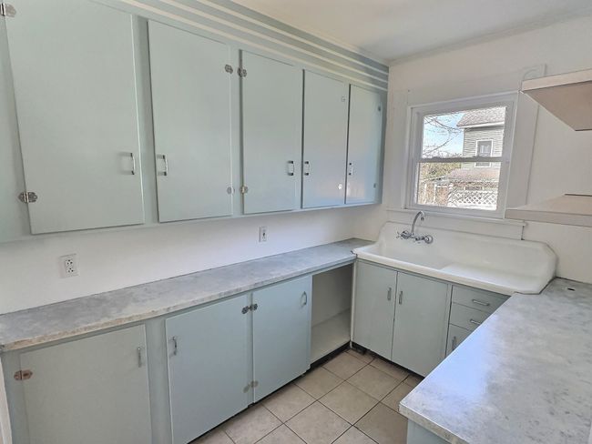 44 Batchelder St, House other with 3 bedrooms, 2 bathrooms and null parking in Barre VT | Image 4