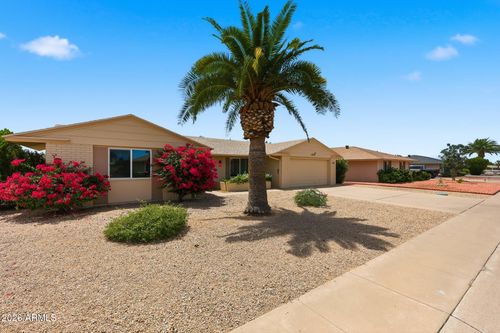 11015 W Pleasant Valley Rd, Sun City, AZ, 85351-1557 | Card Image