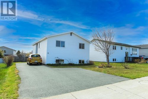 12 Jeffers Dr, Mount Pearl, NL, A1N2V8 | Card Image