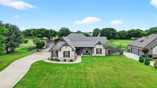 686 Cypress Point Dr, Gunter, TX, 75058-3273 | Card Image