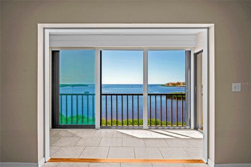 apt-922-8251 Brent St, PORT RICHEY, FL, 34668-6131 | Card Image