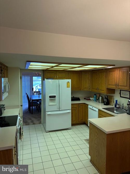 864-864 Jefferson Way, WEST CHESTER, PA, 19380-6908 | Card Image