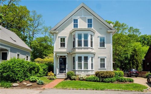 2-7 Howe St, Bristol, RI, 02809-2084 | Card Image