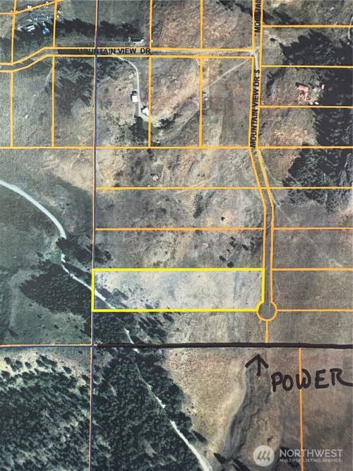 910 Nealey Rd, Oroville, WA, 98844-9636 | Card Image