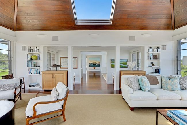 2 Squibnocket Rd, House other with 6 bedrooms, 6 bathrooms and 6 parking in Chilmark MA | Image 25
