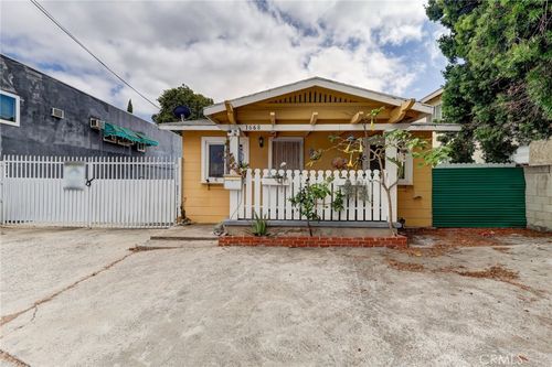 1668 Anaheim St, Harbor City, CA, 90710 | Card Image