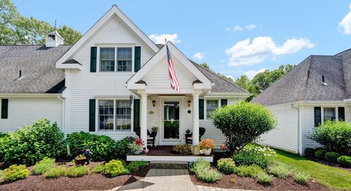 6-6 Augusta Cir, Moodus, CT, 06469-1177 | Card Image