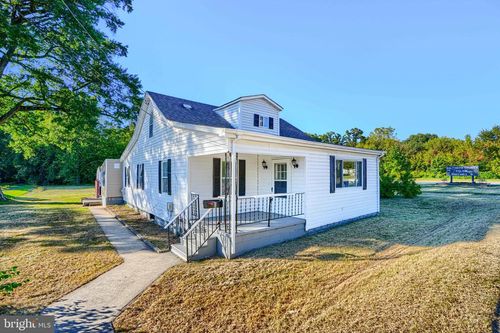 212 N Marlyn Ave, ESSEX, MD, 21221-3433 | Card Image