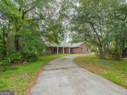805 Littlefield St, Jesup, GA, 31546-3732 | Card Image