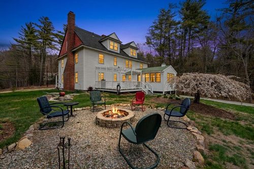 192 N Shore Rd, Hebron, NH, 03241-7426 | Card Image