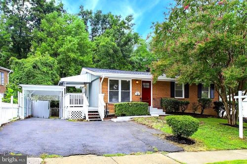 611 Quarry Ave, CAPITOL HEIGHTS, MD, 20743-3330 | Card Image