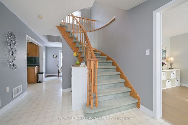 51 Darling Cres, House other with 4 bedrooms, 4 bathrooms and 4 parking in Alliston ON | Image 7