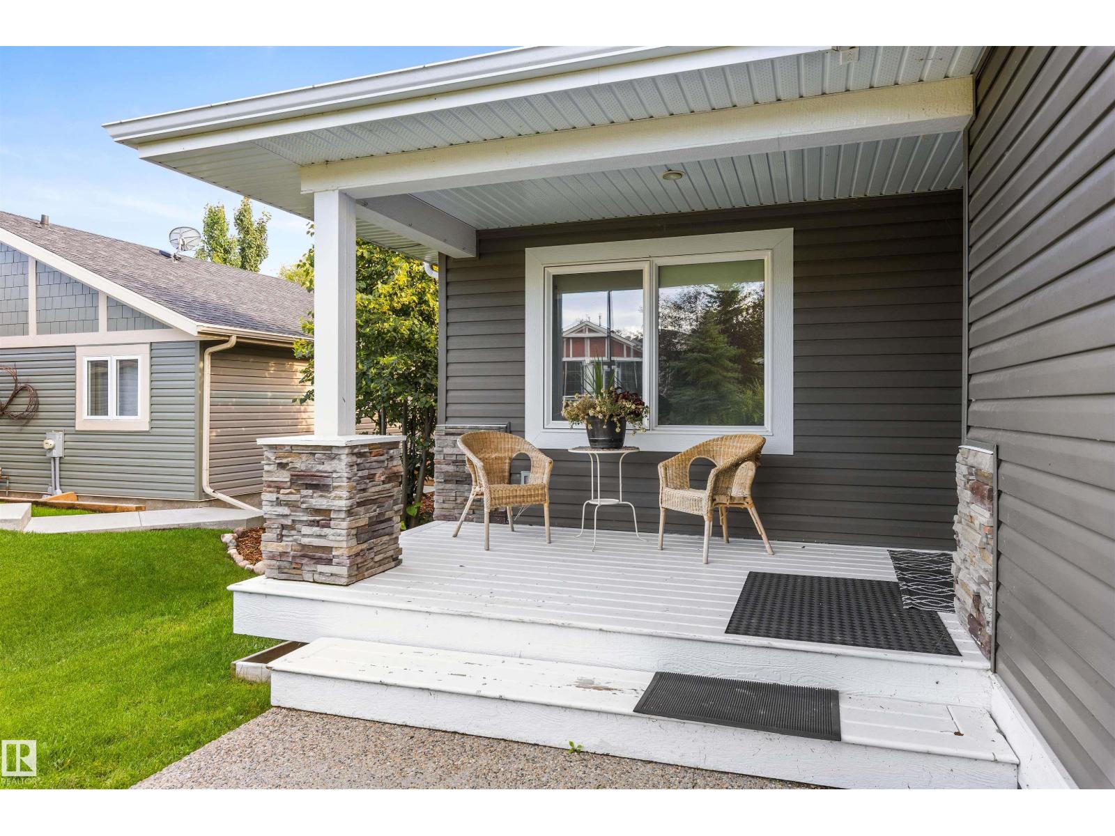 Residential in Rural Lac Ste. Anne County 5