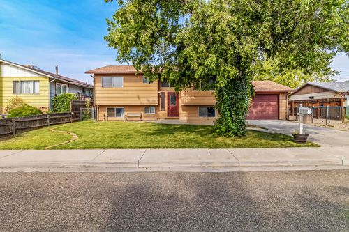 2115 N 24th St, Grand Junction, CO, 81501-6821 | Card Image