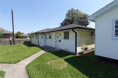 c-116 Yorke St, Belle Chasse, LA, 70037-1955 | Card Image