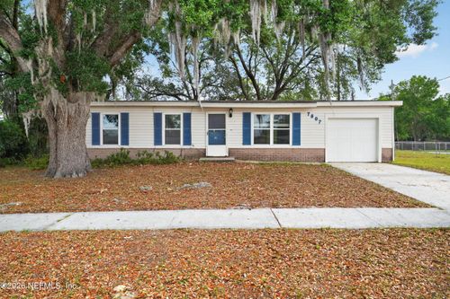 7807 Knoll Dr N, Jacksonville, FL, 32221-6001 | Card Image