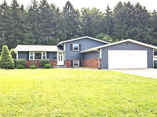 415 31st St Sw, Barberton, OH, 44203-7859 | Card Image