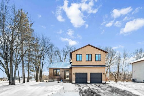 156 Topaze Ave, Navan, ON, K4B1K1 | Card Image