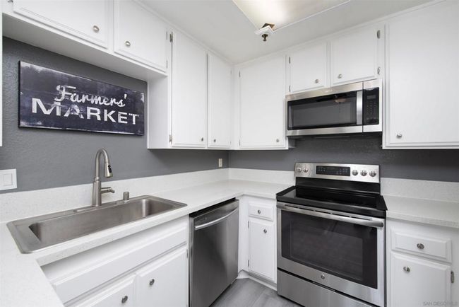 Kitchen | Image 10