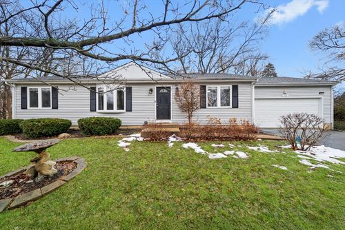 902 Southside Ave, McHenry, IL, 60051-8613 | Card Image