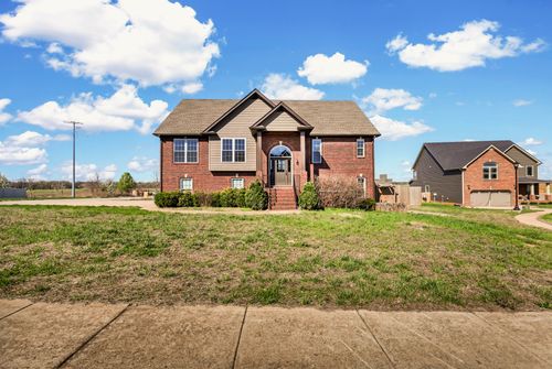 1817 Autumnwood Blvd, Clarksville, TN, 37042-1729 | Card Image