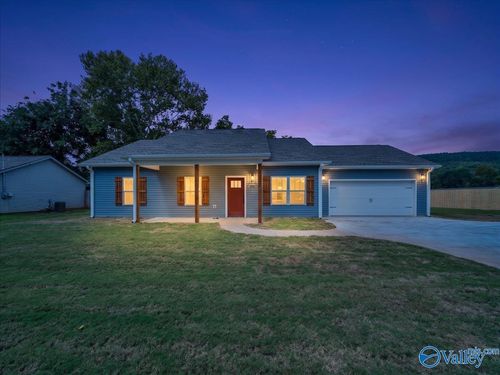 270 Gurley Pike, Gurley, AL, 35748-9617 | Card Image