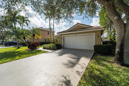 6243 Sand Hills Cir, Lake Worth, FL, 33463-8227 | Card Image