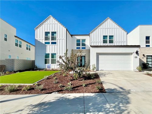 27557 Elderberry Dr, Stevenson Ranch, CA, 91381 | Card Image