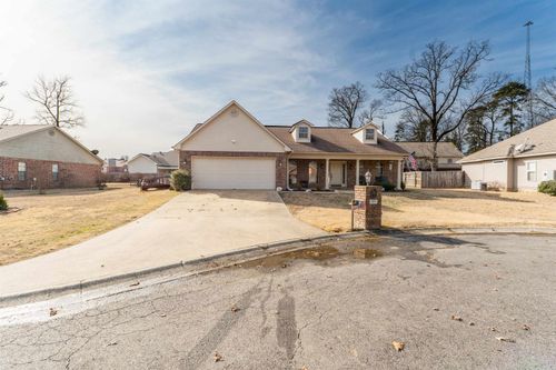 207 Merganser Trl, Hot Springs, AR, 71901-8802 | Card Image