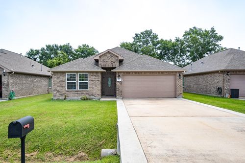 713 S 6th St, La Porte, TX, 77571-4913 | Card Image
