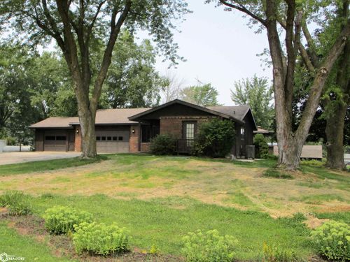 19547 Highway D15, Iowa Falls, IA, 50126-8806 | Card Image