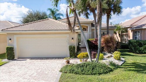 10599 Silverton Ln, Boynton Beach, FL, 33437-3995 | Card Image
