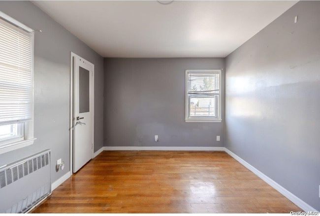 11-12 Bay 32 Nd Pl, Home with 0 bedrooms, 0 bathrooms and null parking in Far Rockaway NY | Image 25