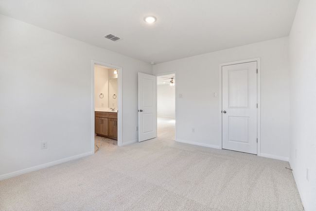 13200 Ditka Dr, House other with 5 bedrooms, 4 bathrooms and 4 parking in Manchaca TX | Image 26